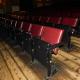 Kino zahájí renovaci novými sedaèkami. Zájemci si mohou  ty staré koupit na památku